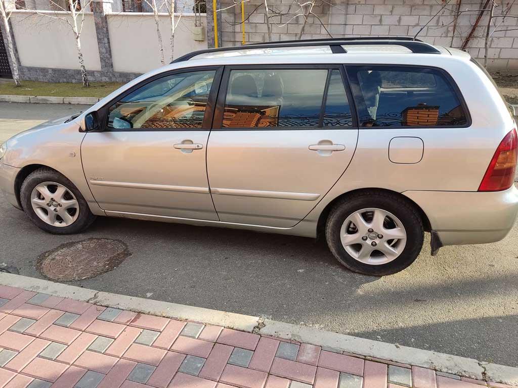 Toyota Corolla Universal